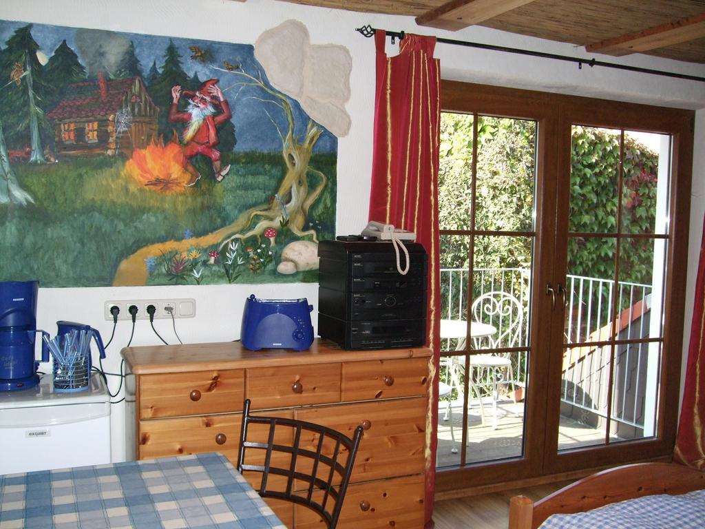 Gaestezimmer Am Maerchenbrunnen Drezno Zewnętrze zdjęcie