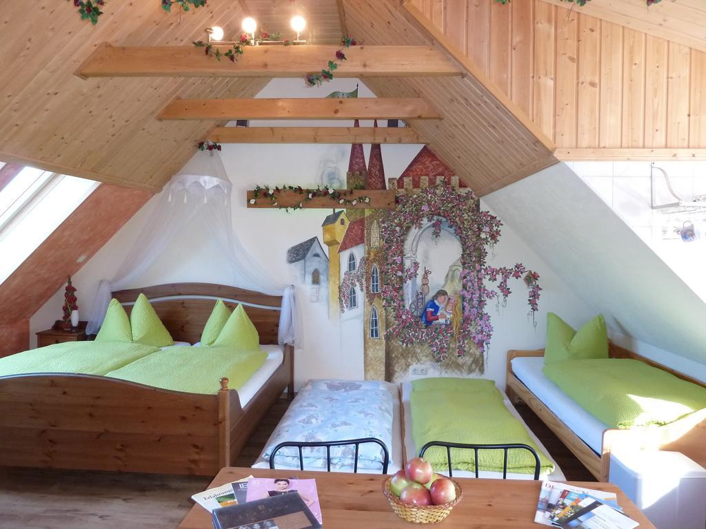 Gaestezimmer Am Maerchenbrunnen Drezno Zewnętrze zdjęcie