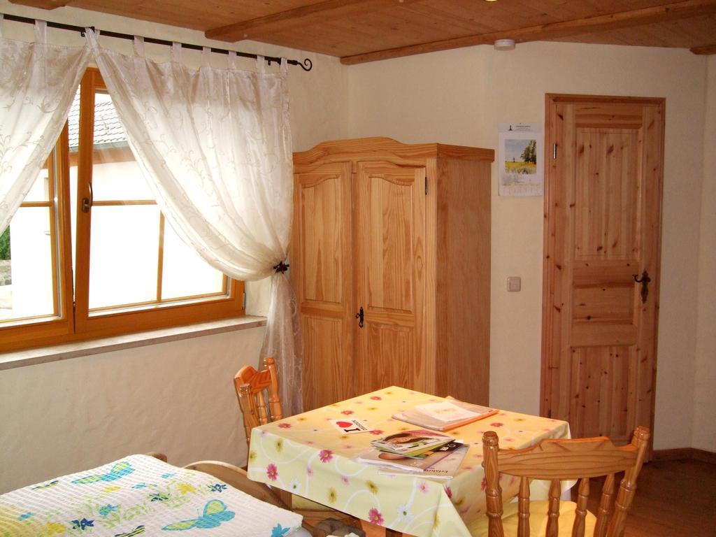 Gaestezimmer Am Maerchenbrunnen Drezno Pokój zdjęcie