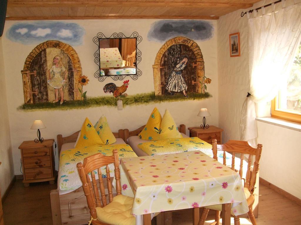 Gaestezimmer Am Maerchenbrunnen Drezno Pokój zdjęcie